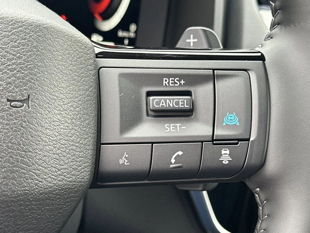 2026 Nissan Rogue Platinum - Photo 13