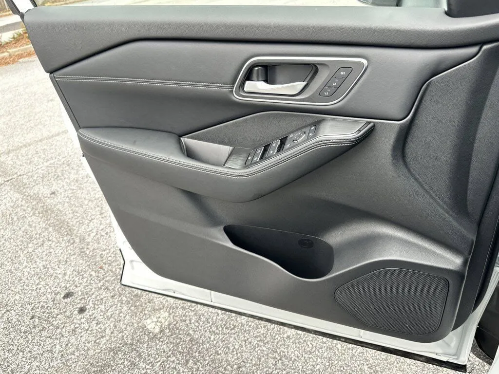 2026 Nissan Rogue Platinum - Photo 19