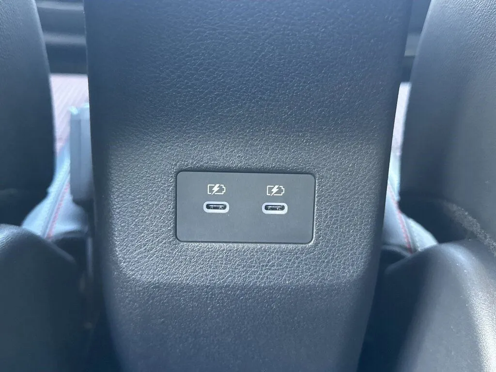 2025 Nissan Kicks SR - Photo 20