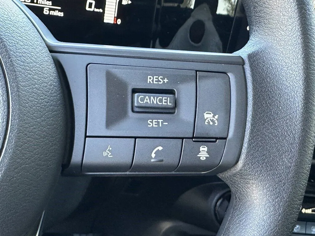 2026 Nissan KICKS SV - Photo 9