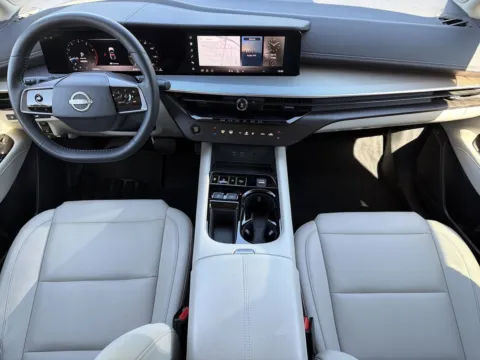 Photos of 2025 Nissan Murano SL for sale in Morrow, GA at Nissan South Morrow