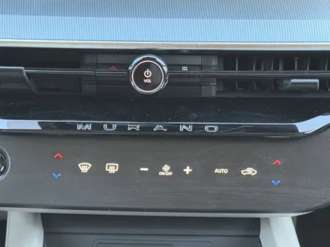 More photos of 2025 Nissan Murano SL at Nissan South Morrow, GA
