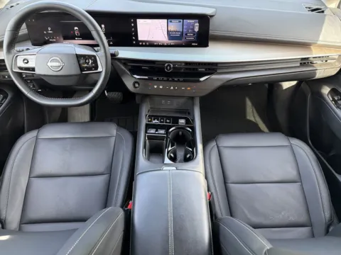 Photos of 2025 Nissan Murano SL for sale in Morrow, GA at Nissan of South Morrow