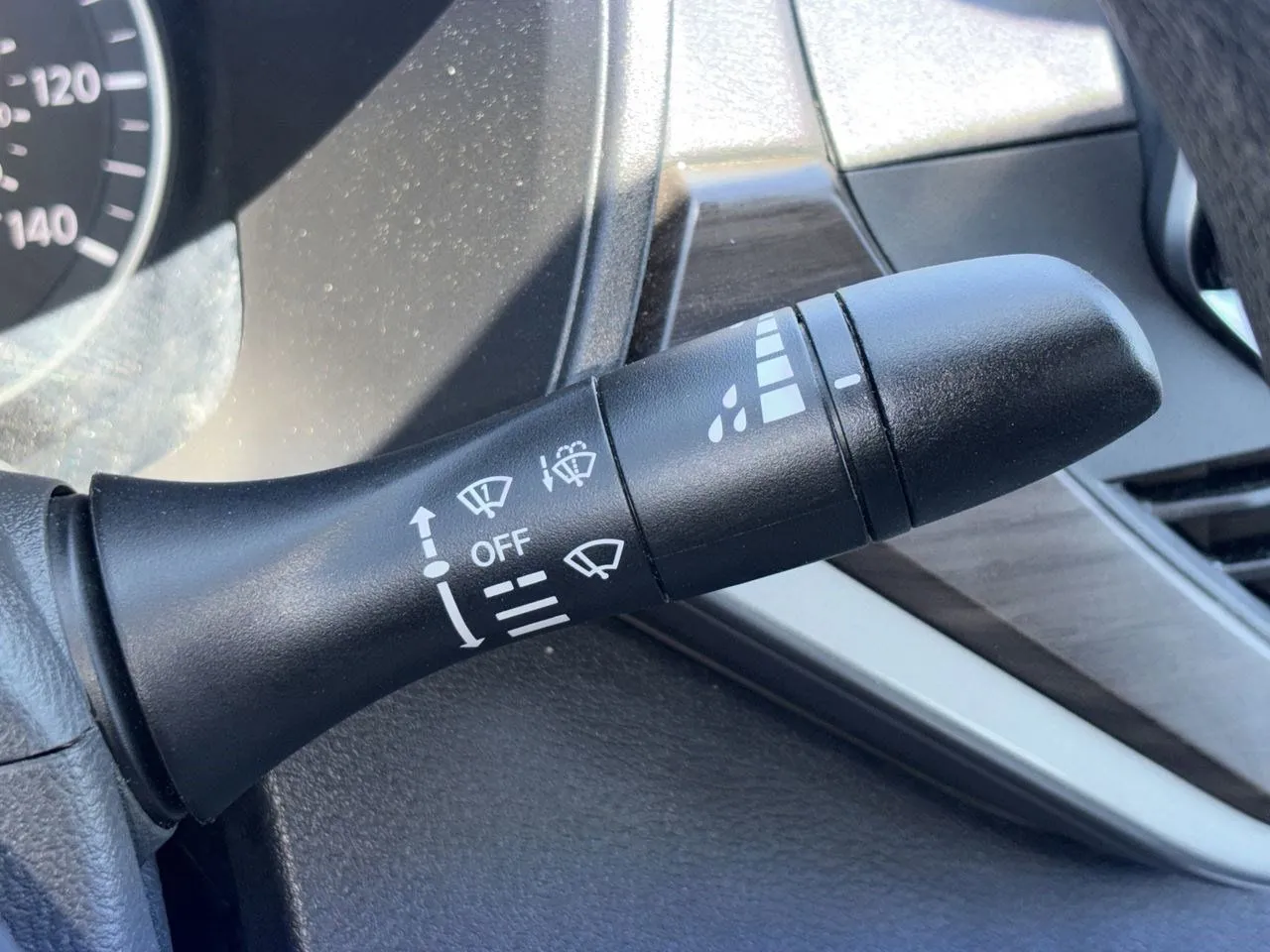 2024 Nissan Altima SV - Photo 21