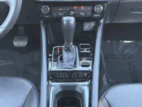 More photos of 2024 Jeep Compass Limited at Nissan of South Morrow, GA