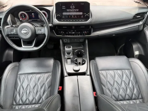 Photos of 2023 Nissan Rogue Platinum for sale in Morrow, GA at Nissan South Morrow