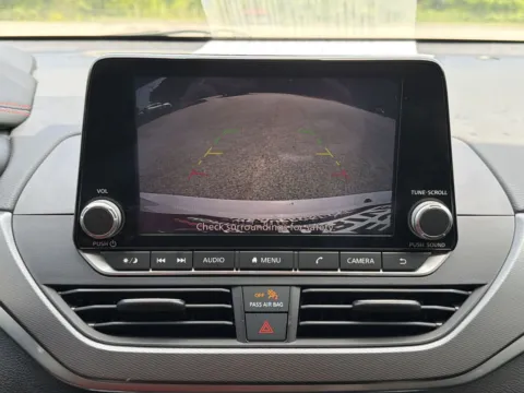 More photos of 2024 Nissan Altima 2.5 SR at Nissan South Morrow, GA