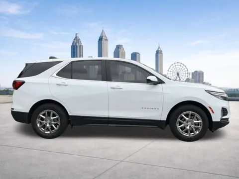 More photos of 2022 Chevrolet Equinox LT at Nissan of South Morrow, GA