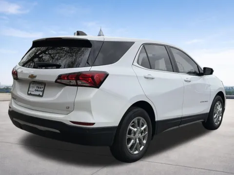 More photos of 2022 Chevrolet Equinox LT at Nissan of South Morrow, GA