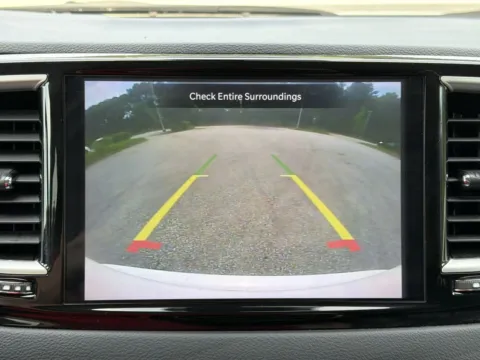 More photos of 2023 Chrysler Pacifica Touring L at Nissan South Morrow, GA