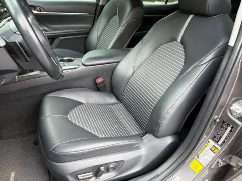 More photos of 2023 Toyota Camry SE at Nissan South Morrow, GA