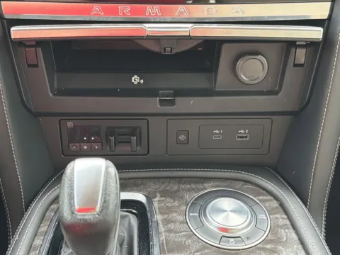 More photos of 2022 Nissan Armada Platinum at Nissan South Morrow, GA