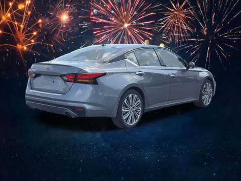 More photos of 2023 Nissan Altima 2.5 SL at Nissan South Morrow, GA