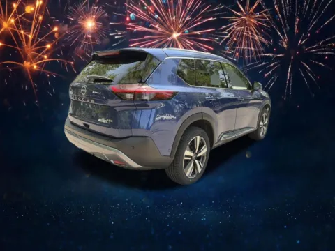 More photos of 2023 Nissan Rogue SL at Nissan South Morrow, GA
