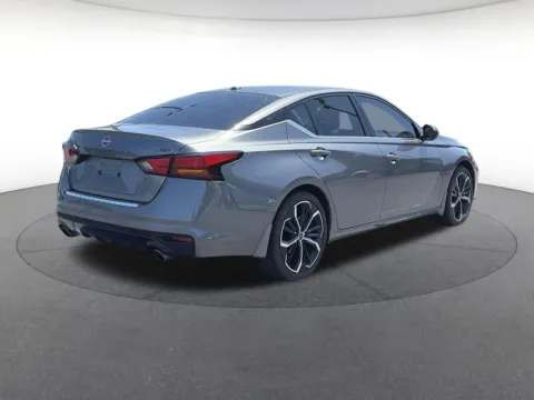 More photos of 2023 Nissan Altima 2.5 SR at Nissan South Morrow, GA