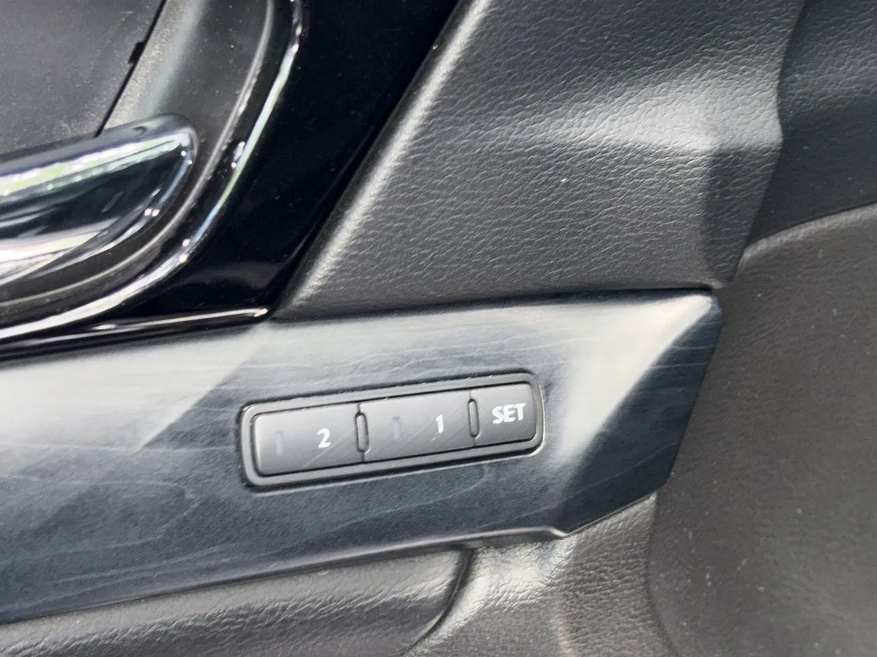 2023 Nissan Maxima Platinum - Photo 24