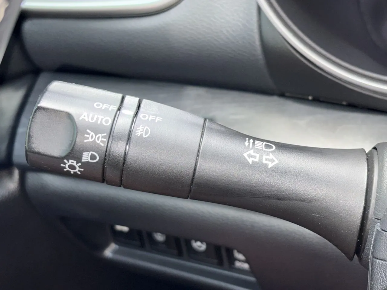 2023 Nissan Maxima Platinum - Photo 19