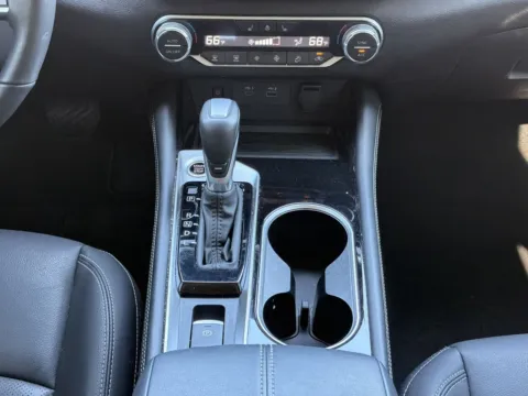 More photos of 2025 Nissan Altima 2.5 SL at Nissan South Morrow, GA