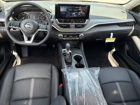 Photos of 2026 Nissan Altima 2.5 SR for sale in Morrow, GA at Nissan South Morrow
