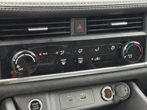 More photos of 2023 Nissan Rogue S at Nissan South Morrow, GA