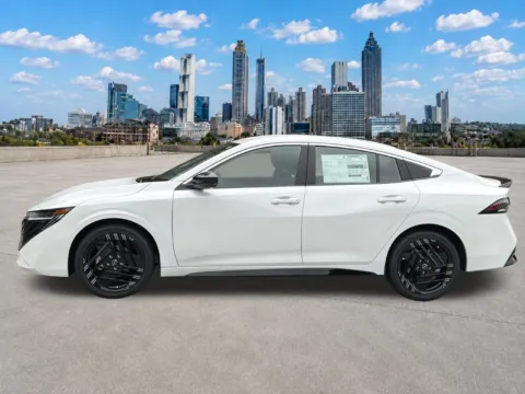 Photos of 2027 Nissan Sentra SR for sale in Morrow, GA at Nissan South Morrow