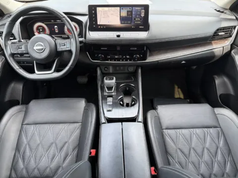 Photos of 2024 Nissan Rogue Platinum for sale in Morrow, GA at Nissan South Morrow