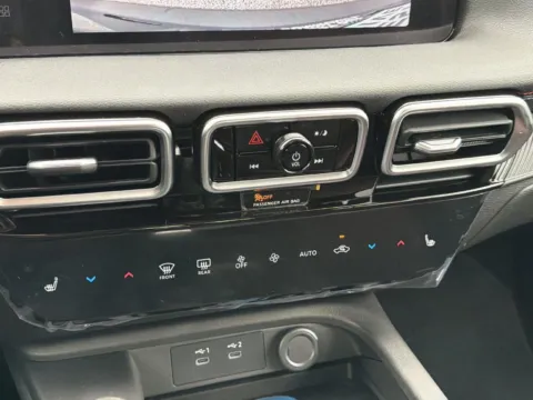 More photos of 2027 Nissan Sentra SR at Nissan South Morrow, GA