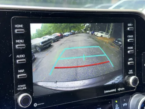 More photos of 2022 Toyota Highlander XLE at Nissan South Morrow, GA