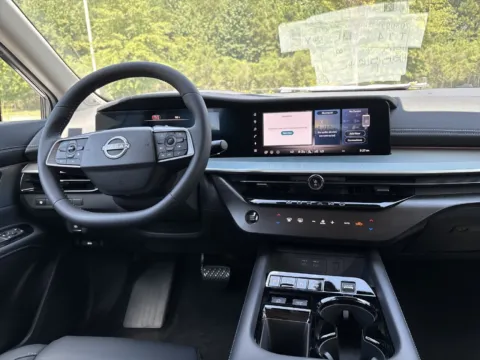 Another view of 2027 Nissan Murano Platinum for sale in Morrow, GA at Nissan South Morrow