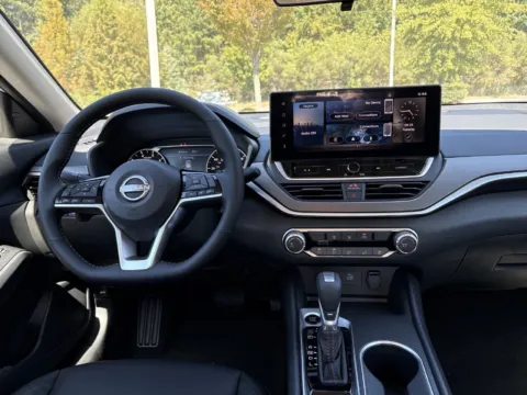 Another view of 2026 Nissan Altima 2.5 SR for sale in Morrow, GA at Nissan South Morrow