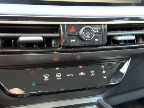 More photos of 2025 Nissan Kicks SR at Nissan South Morrow, GA