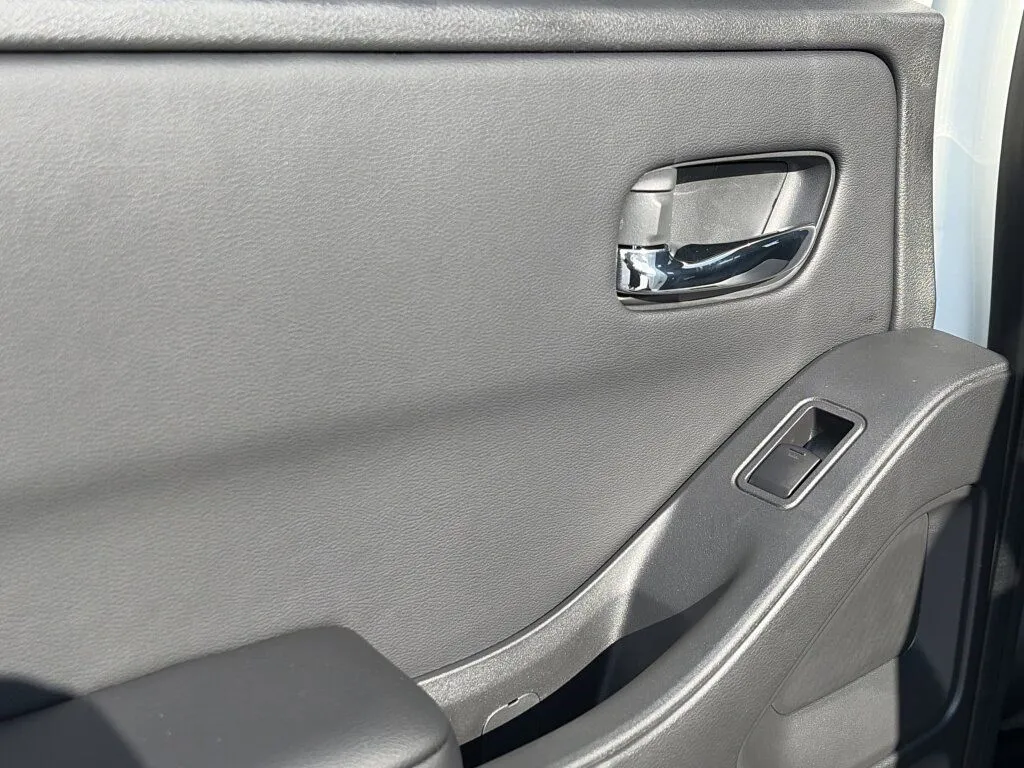 2026 Nissan Frontier SV - Photo 27