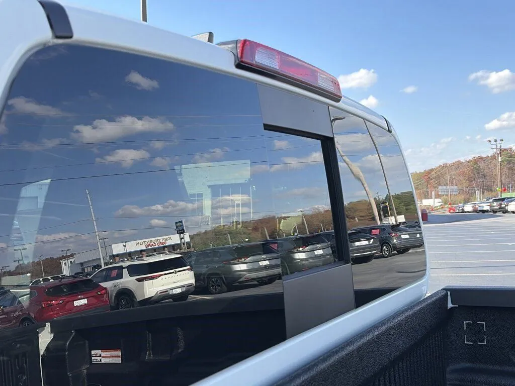2026 Nissan Frontier SV - Photo 7
