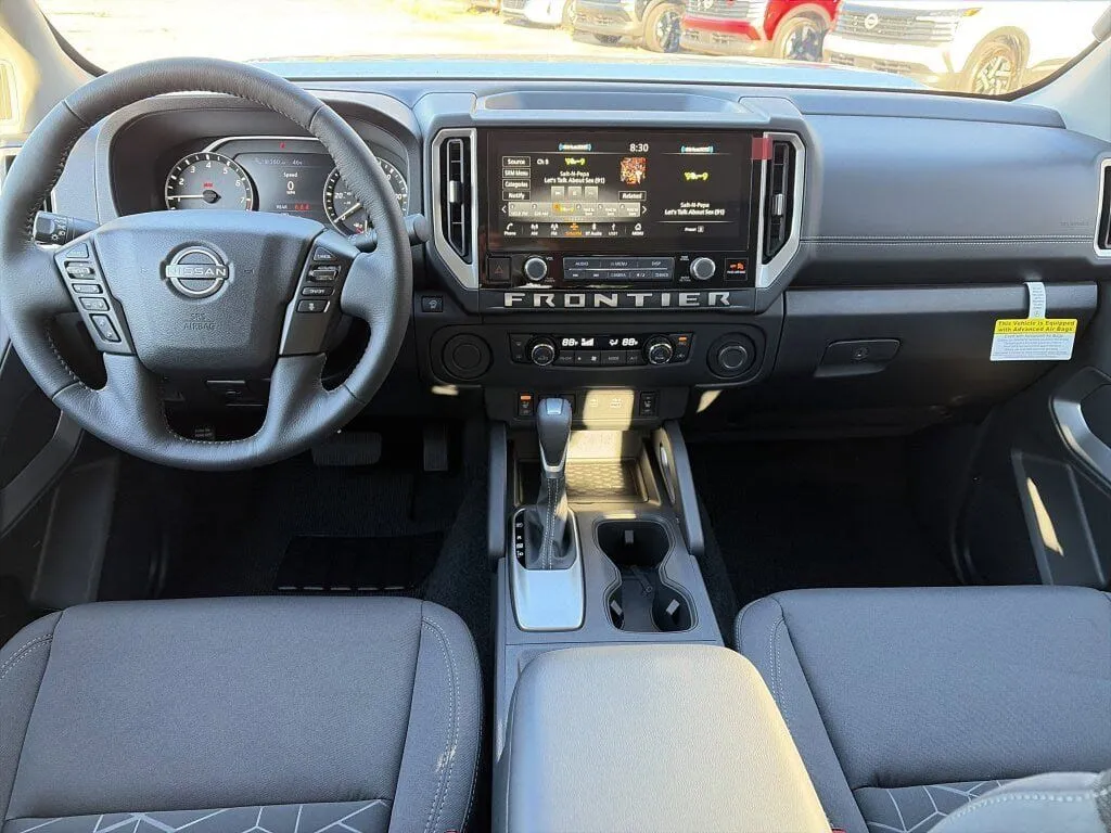 2026 Nissan Frontier SV - Photo 8