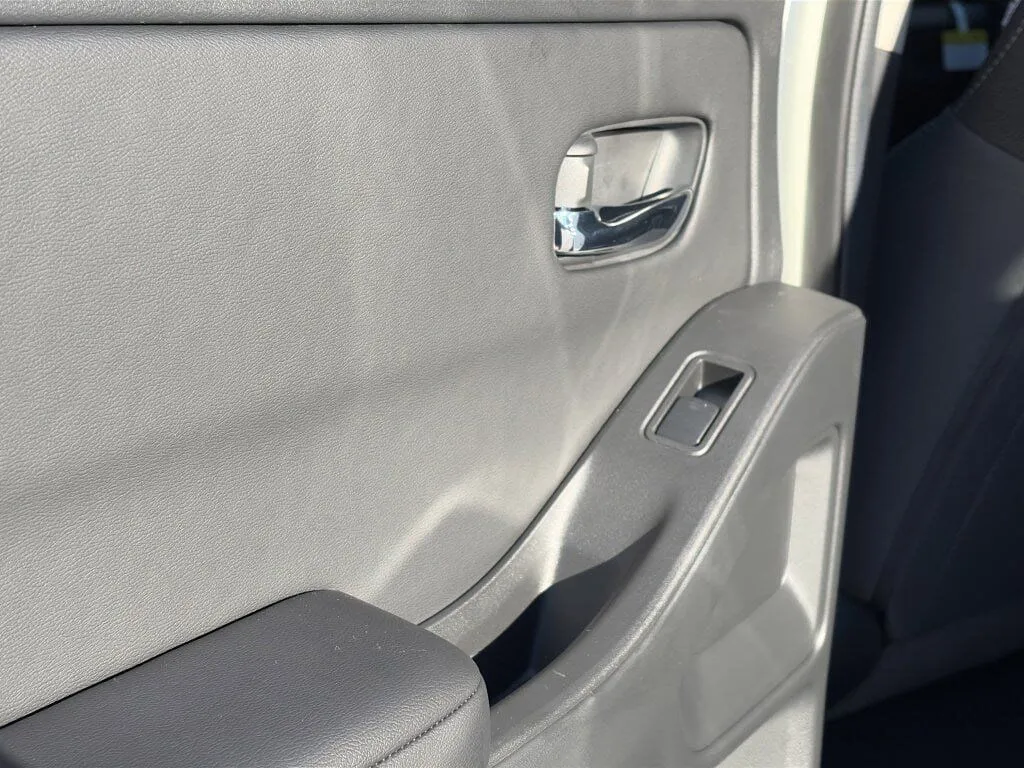 2026 Nissan Frontier SV - Photo 26