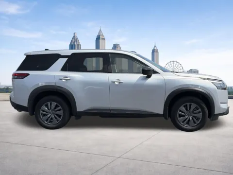 More photos of 2025 Nissan Pathfinder S at Nissan of Lithia Springs, GA