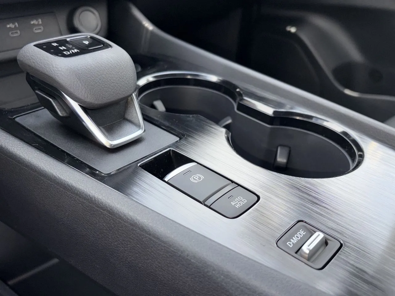 2026 Nissan Rogue Dark Armor - Photo 7