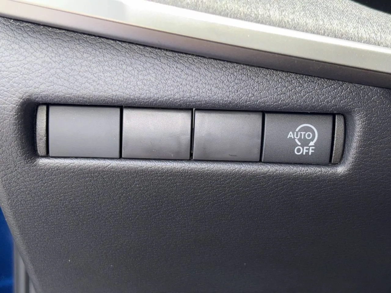 2026 Nissan KICKS S - Photo 13