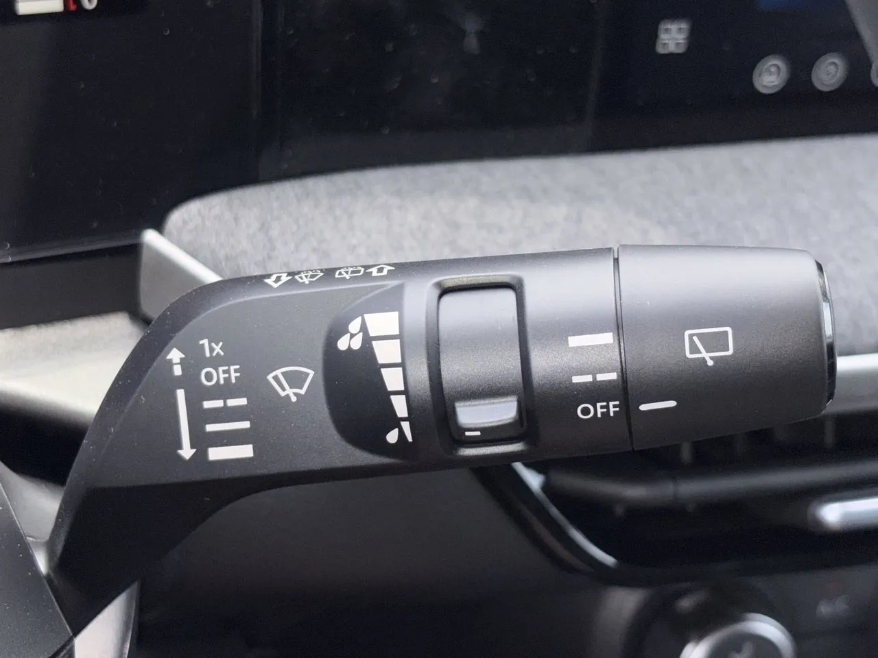 2026 Nissan KICKS S - Photo 10