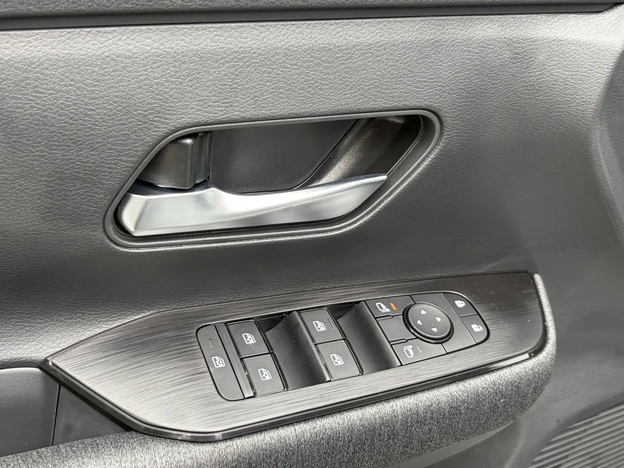 2026 Nissan KICKS SV - Photo 15