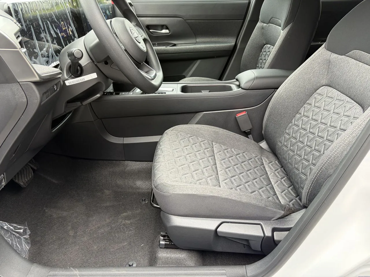 2026 Nissan KICKS SV - Photo 16