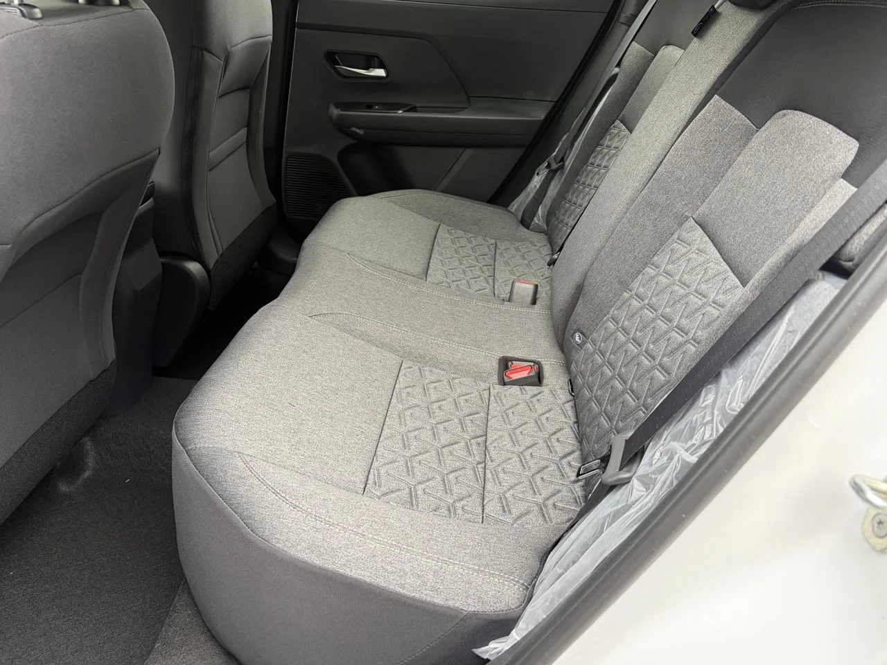 2026 Nissan KICKS SV - Photo 18