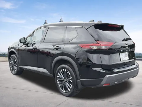 Another view of 2025 Nissan Rogue SL for sale in Lithia Springs, GA at Nissan of Lithia Springs