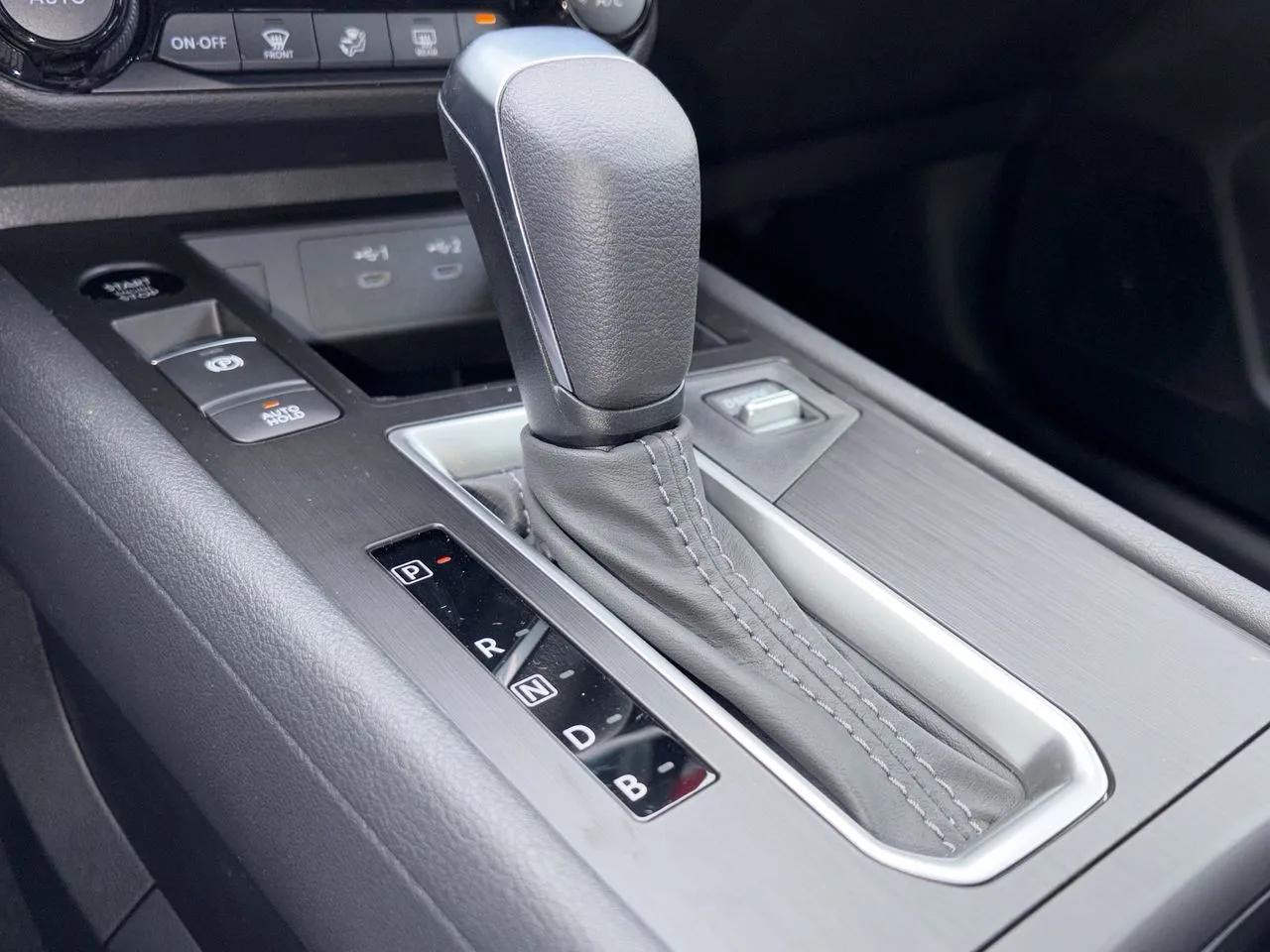 2026 Nissan KICKS SV - Photo 9