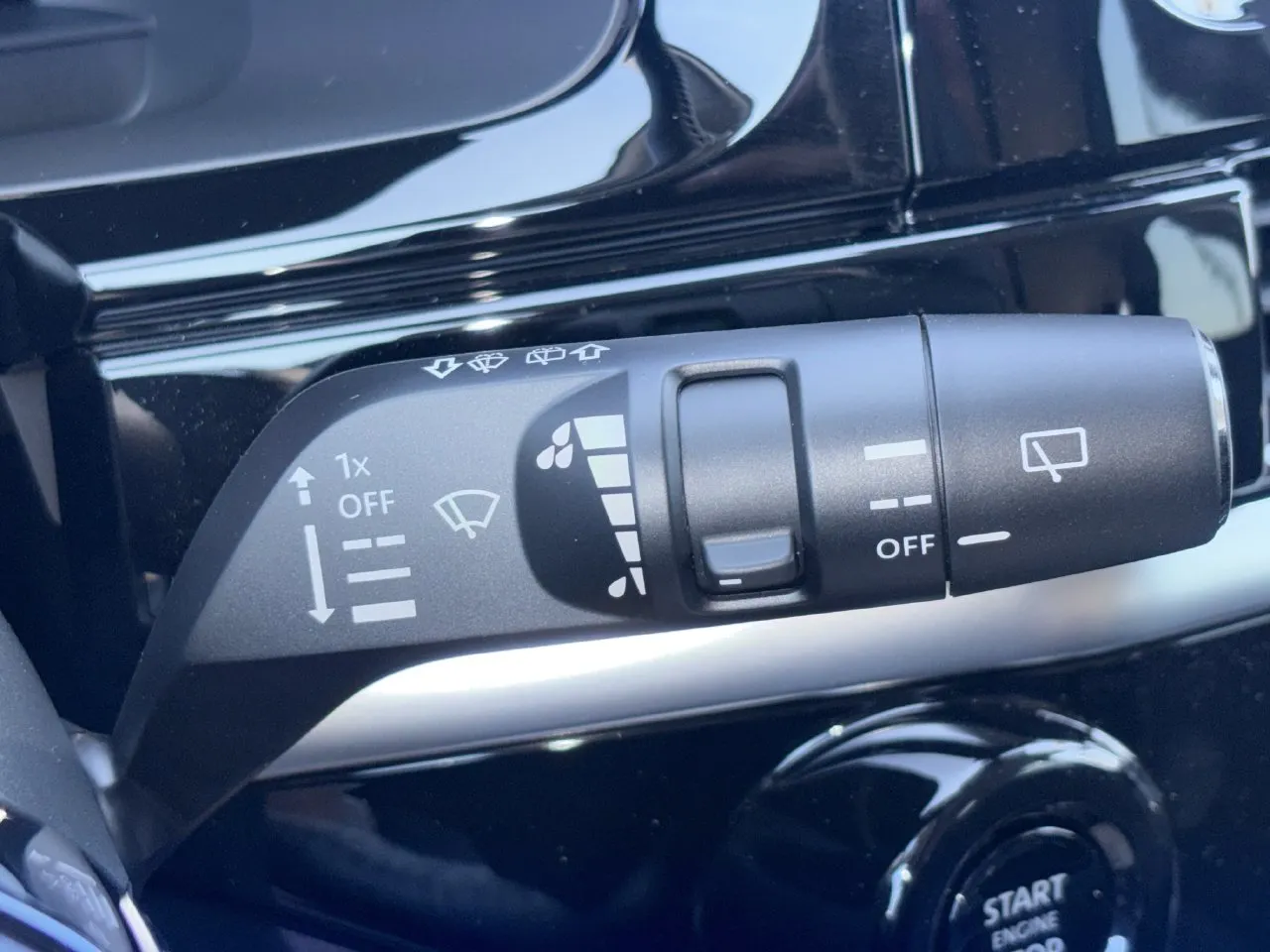 2026 Nissan Pathfinder SL - Photo 9