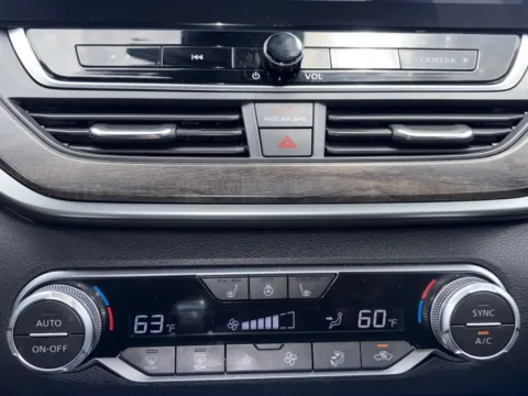 More photos of 2023 Nissan Altima 2.5 SL at Nissan of Lithia Springs, GA