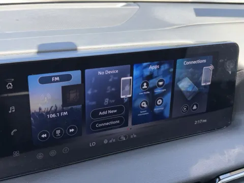 More photos of 2027 Nissan Sentra SV at Nissan of Lithia Springs, GA
