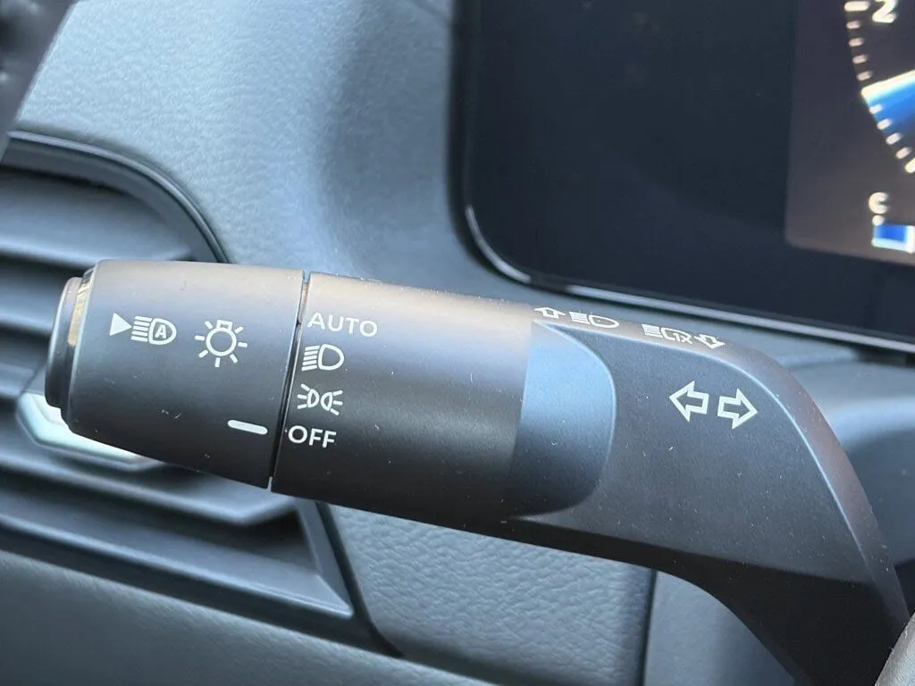 2026 Nissan Sentra SV - Photo 12