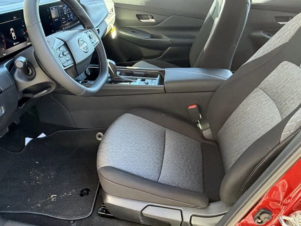 2026 Nissan Sentra SV - Photo 19