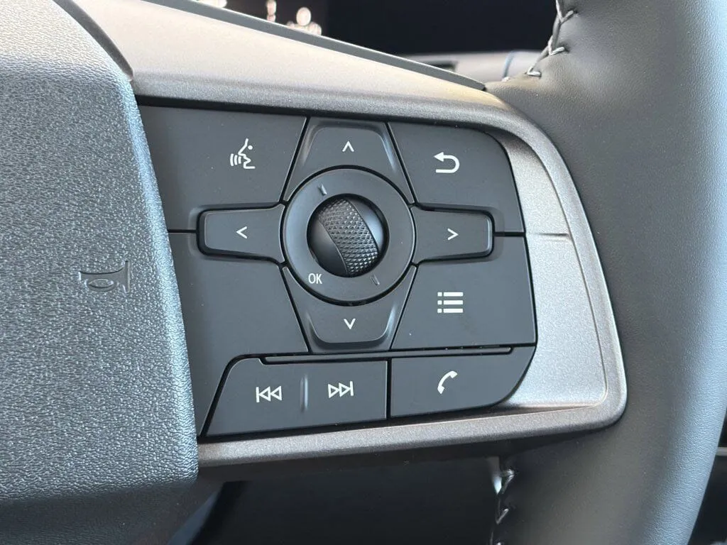 2026 Nissan Sentra SV - Photo 15
